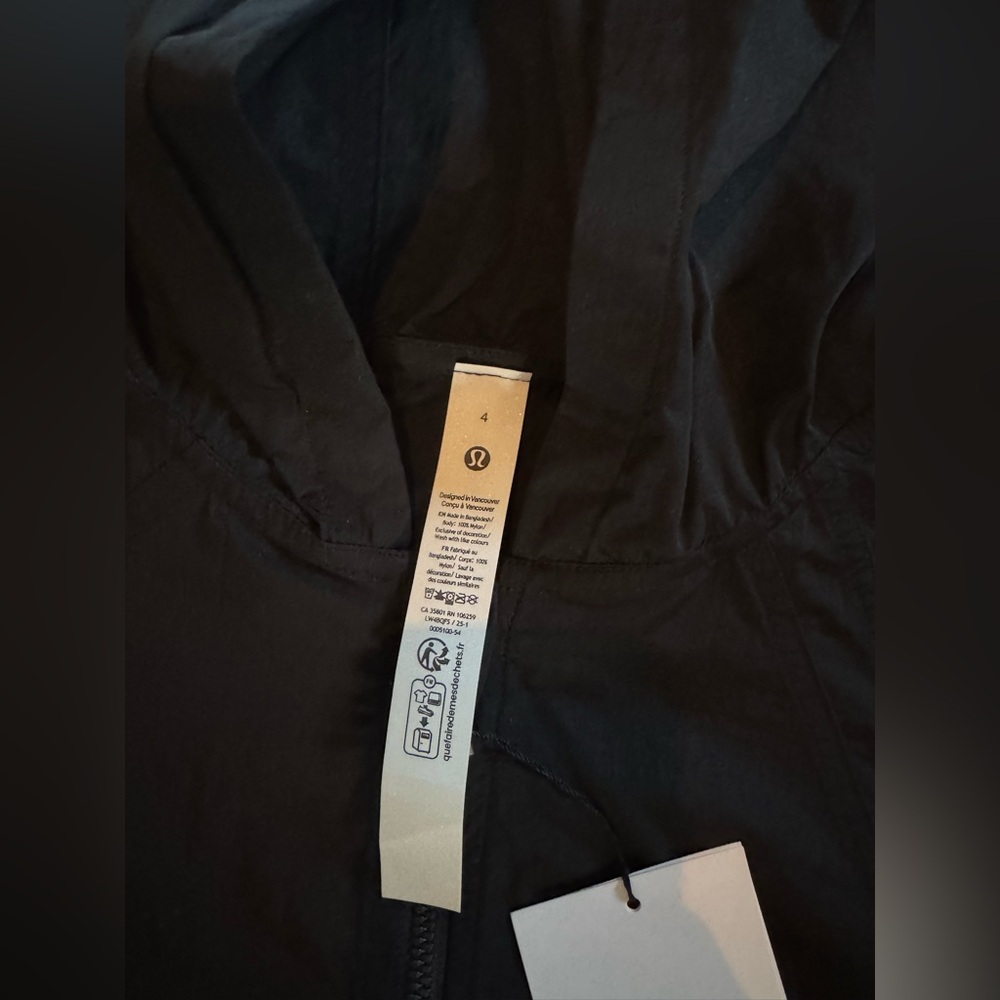 ✨NWT Lululemon Cropped Scuba Anorak Pullover - Black Sz 4✨ - Picture 8 of 10